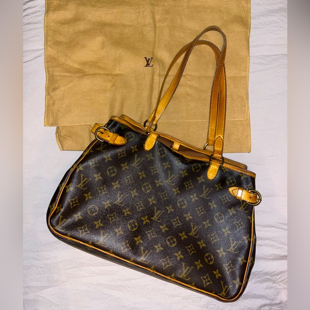 Authentic Louis Vuitton monogram Batignolles